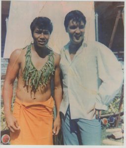 Dad___Elvis_Presley_-_making_of__Paradise_Hawaiian_Style__1964_001