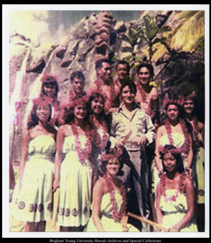 Elvis_at_the_Polynesian_Cultural_Center