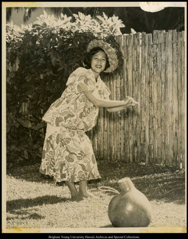 Hilo-Hattie-dancing