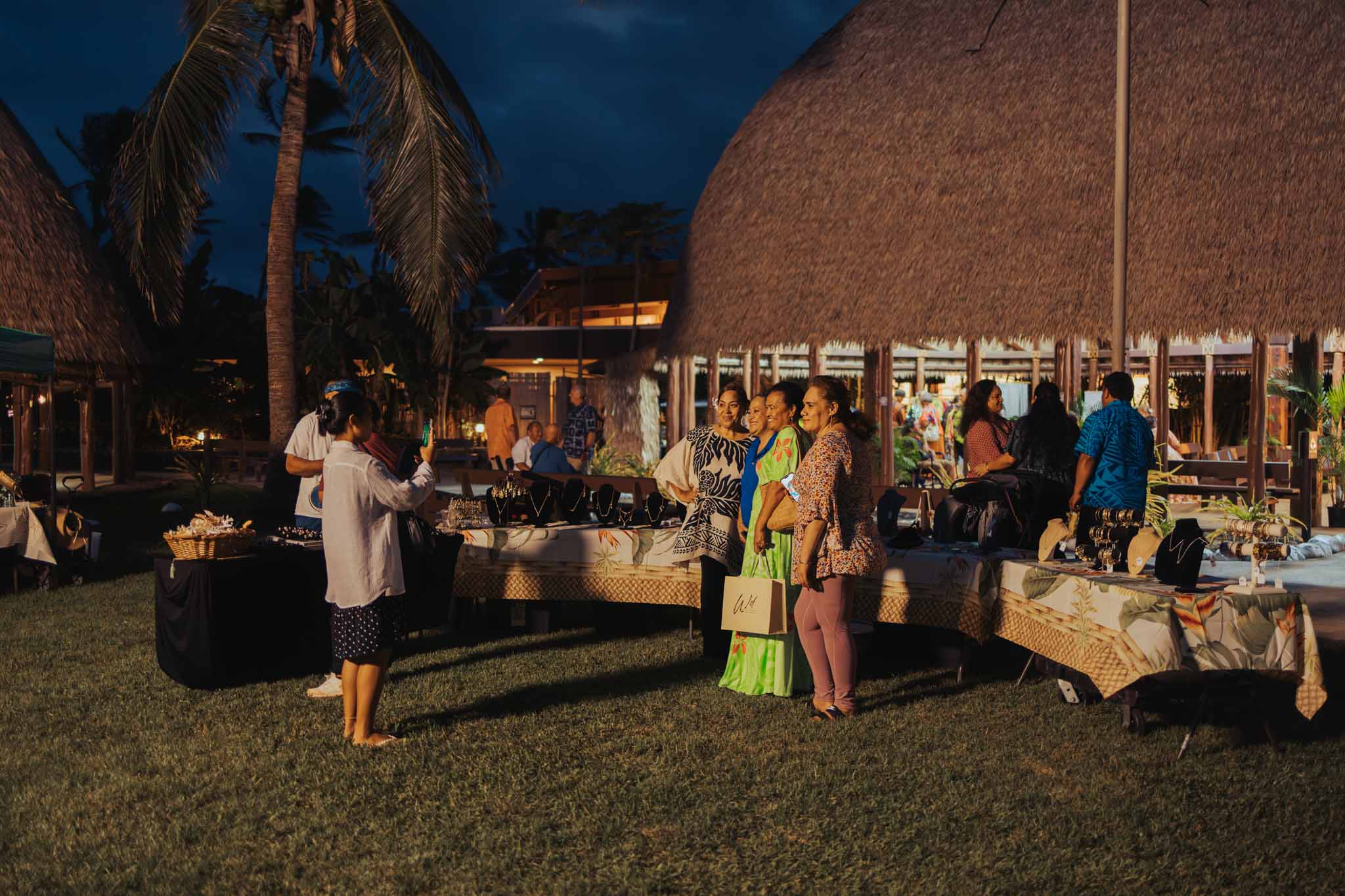 Evening in Polynesia-16