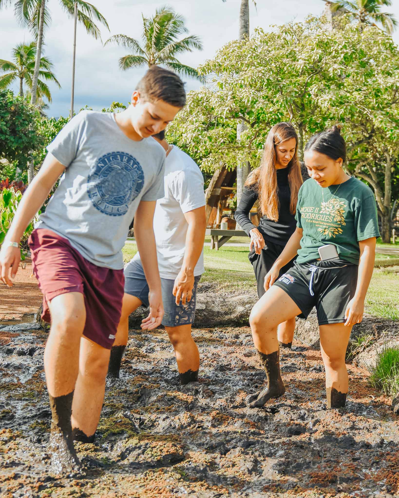 Kalo Workshop - Hawaii Village-11