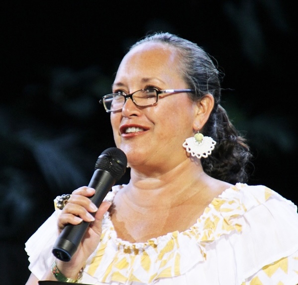 Delsa Moe being an emcee - Featured Image